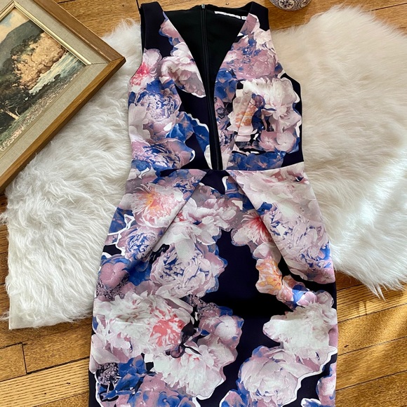 Finders Keepers The Creator Plunge Mini Dress - Picture 2 of 7